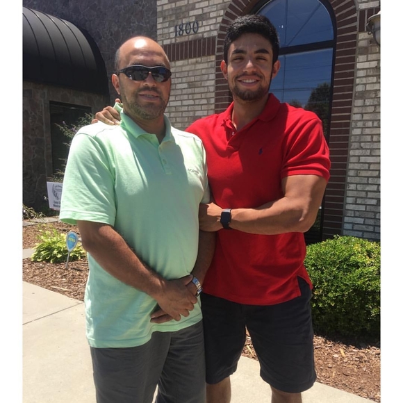 Meet your Posher, Alex - Picture 1 of 1